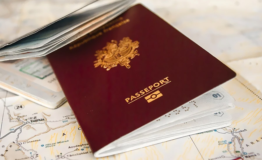 Passeport en Ligne : Demande et Renouvellement - Le Guide